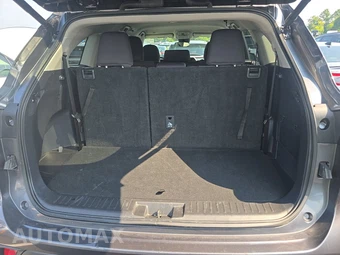 2025 Toyota Highlander LE - miniatura 24