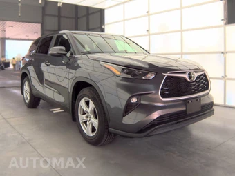 2025 Toyota Highlander LE - miniatura 4