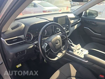 2025 Toyota Highlander LE - miniatura 11
