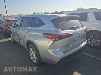 2025 Toyota Highlander LE - miniatura 6