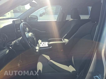 2025 Toyota Highlander LE - miniatura 7