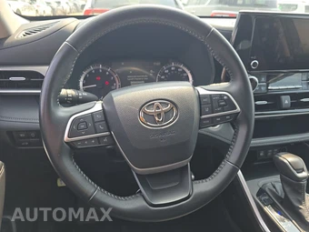 2025 Toyota Highlander LE - miniatura 10
