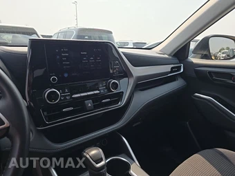 2025 Toyota Highlander LE - miniatura 11