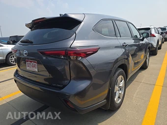 2025 Toyota Highlander LE - miniatura 4
