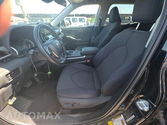 2025 Toyota Highlander LE - miniatura 13