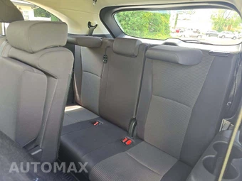 2025 Toyota Highlander LE - miniatura 11