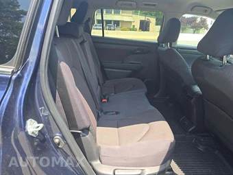 2025 Toyota Highlander LE - miniatura 14