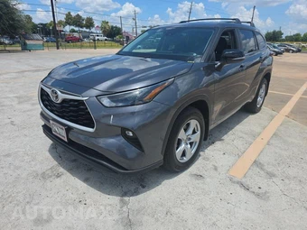 2025 Toyota Highlander LE