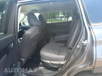 2025 Toyota Highlander LE - miniatura 16