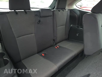 2025 Toyota Highlander LE - miniatura 14