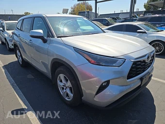 2025 Toyota Highlander LE - miniatura 3