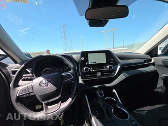 2025 Toyota Highlander LE - miniatura 11