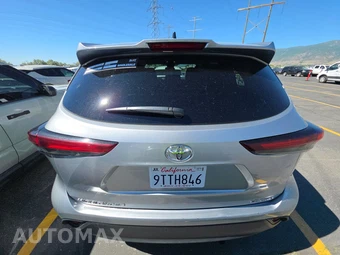 2025 Toyota Highlander LE - miniatura 5