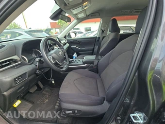 2025 Toyota Highlander LE - miniatura 13