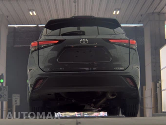2025 Toyota Highlander LE - miniatura 7