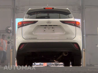 2025 Toyota Highlander LE - miniatura 7