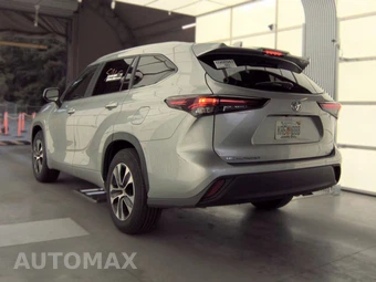 2025 Toyota Highlander XLE - miniatura 8