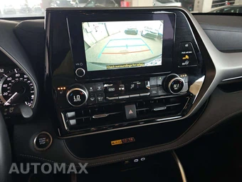 2025 Toyota Highlander XLE - miniatura 7