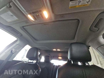 2025 Toyota Highlander XLE - miniatura 8