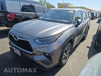 2025 Toyota Highlander XLE