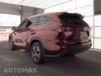 2025 Toyota Highlander XLE - miniatura 6