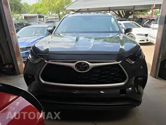 2025 Toyota Highlander XLE - miniatura 2
