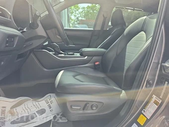 2025 Toyota Highlander XLE - miniatura 7