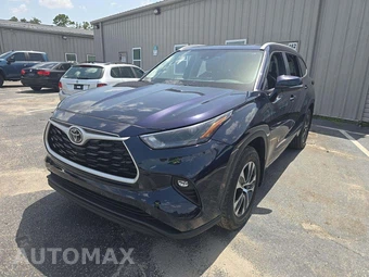 2025 Toyota Highlander XLE