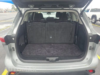 2025 Toyota Highlander XLE - miniatura 18