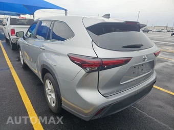 2025 Toyota Highlander XLE - miniatura 6