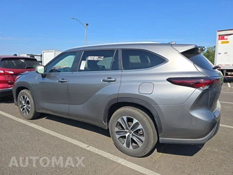 2025 Toyota Highlander XLE - miniatura 6
