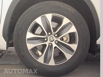 2025 Toyota Highlander XLE - miniatura 10