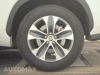 2025 Toyota Highlander XLE - miniatura 12