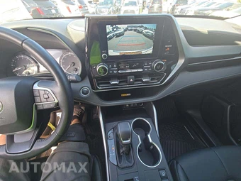 2025 Toyota Highlander XLE - miniatura 7