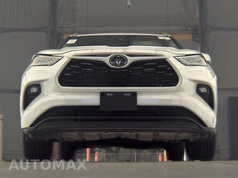 2025 Toyota Highlander XLE - miniatura 3
