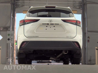 2025 Toyota Highlander XLE - miniatura 7