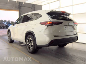 2025 Toyota Highlander XLE - miniatura 8