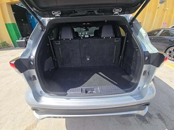 2025 Toyota Highlander XSE - miniatura 12