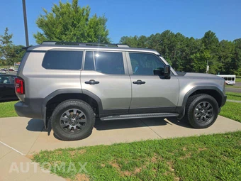 2025 Toyota Land Cruiser - miniatura 4