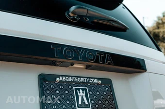 2025 Toyota Land Cruiser - miniatura 16
