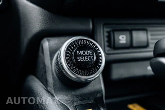 2025 Toyota Land Cruiser - miniatura 38