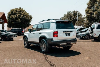 2025 Toyota Land Cruiser - miniatura 5