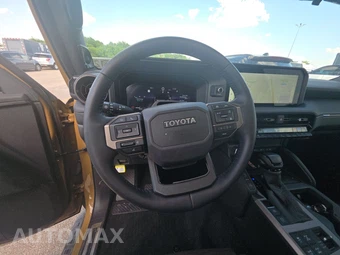 2025 Toyota Land Cruiser - miniatura 10