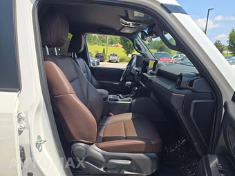 2025 Toyota Land Cruiser - miniatura 18