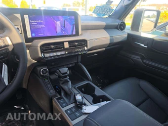 2025 Toyota Land Cruiser - miniatura 10