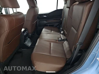 2025 Toyota Land Cruiser - miniatura 13