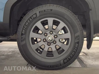 2025 Toyota Land Cruiser - miniatura 12