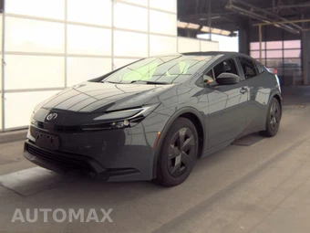 2025 Toyota Prius LE