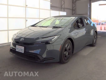 2025 Toyota Prius LE