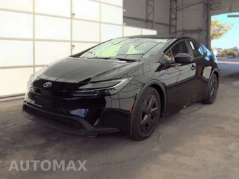 2025 Toyota Prius LE